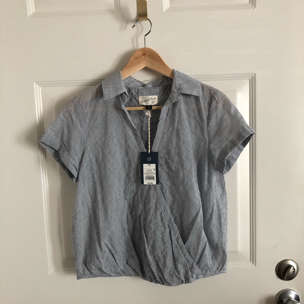 Universal Threads Top